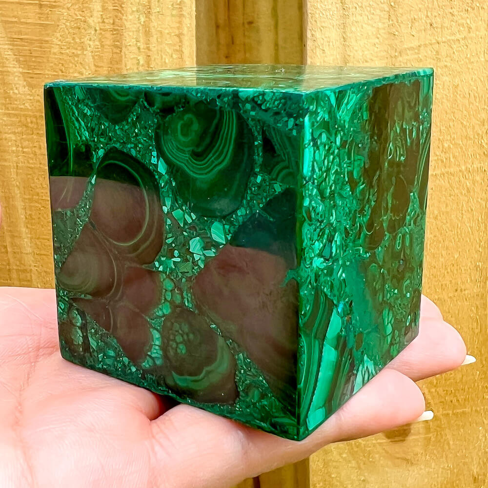 Green Jasper Crystal and carving, Green Jasper jewelry – MagicCrystals –  Magic Crystals