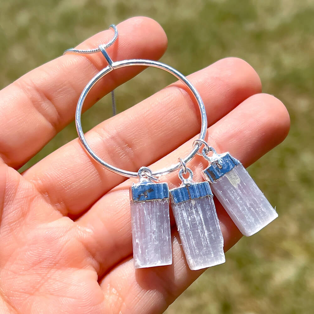 Selenite necklace store