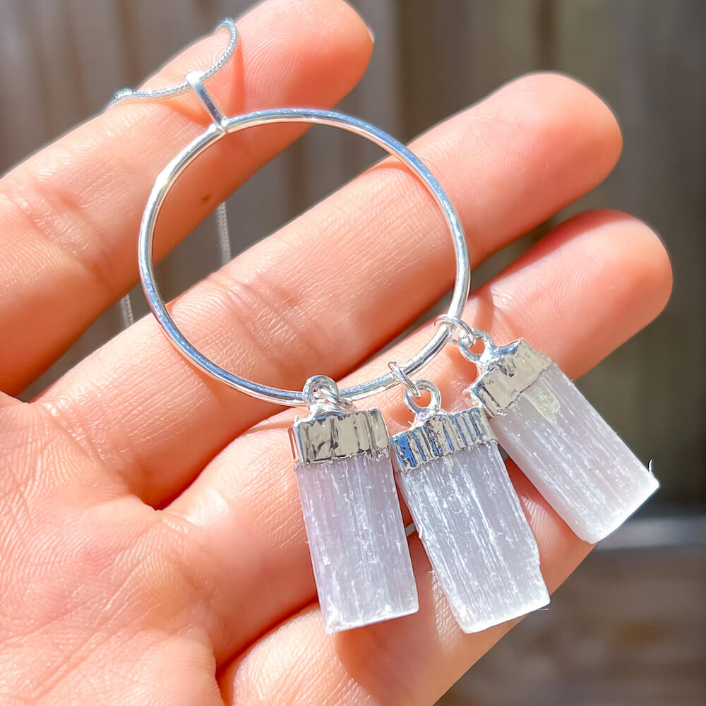 Selenite on sale necklace meaning