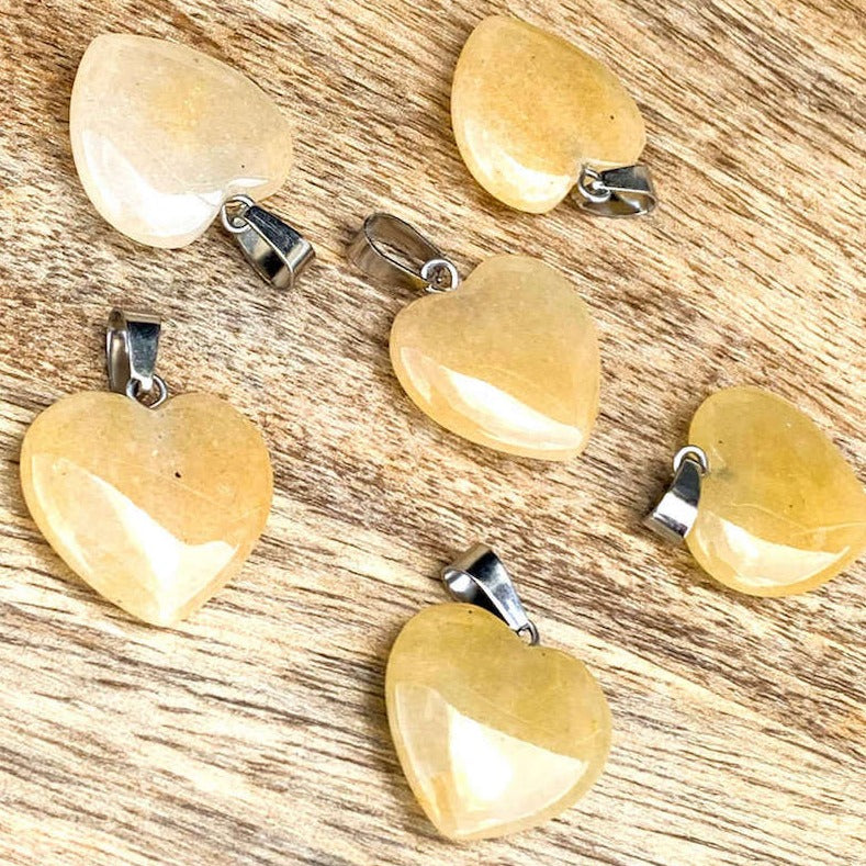  SERYNOW Carnelian Heart Healing Stone Pendant Necklace