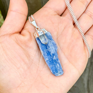 Raw Crystal Pendant Necklace, Natural Crystal Jewelry - MagicCrystals –  Magic Crystals