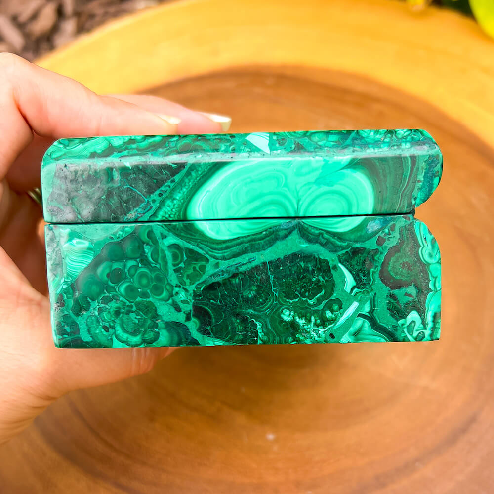 BEAUTIFUL!! Hand Carved and Polished 2024 Malachite Box