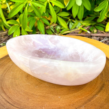 ite Polished Palm/Oval/Soap Stone - Majestic Quartz