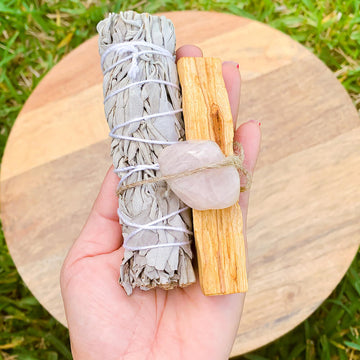 Rose Quartz Smudge Bundle,Palo Santo,Sage,Rose Quartz - Magic Crystals