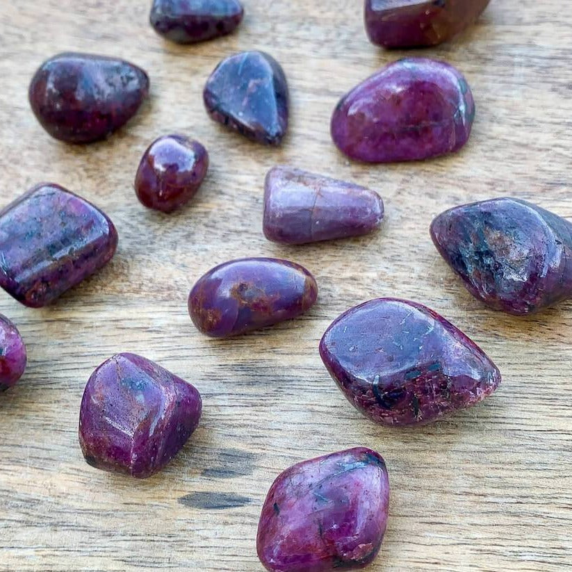 Ruby hot sale healing stone